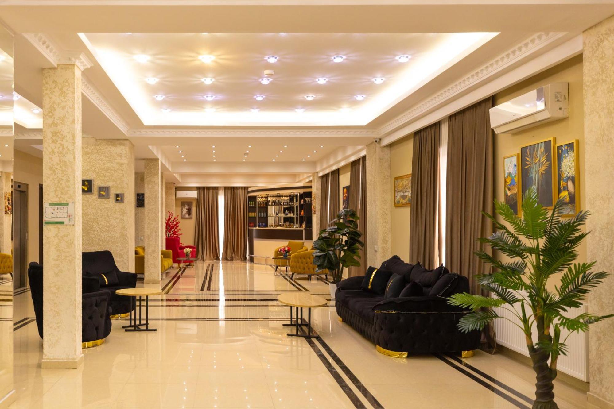 Hotel Grand Palace Tbilisi Eksteriør billede
