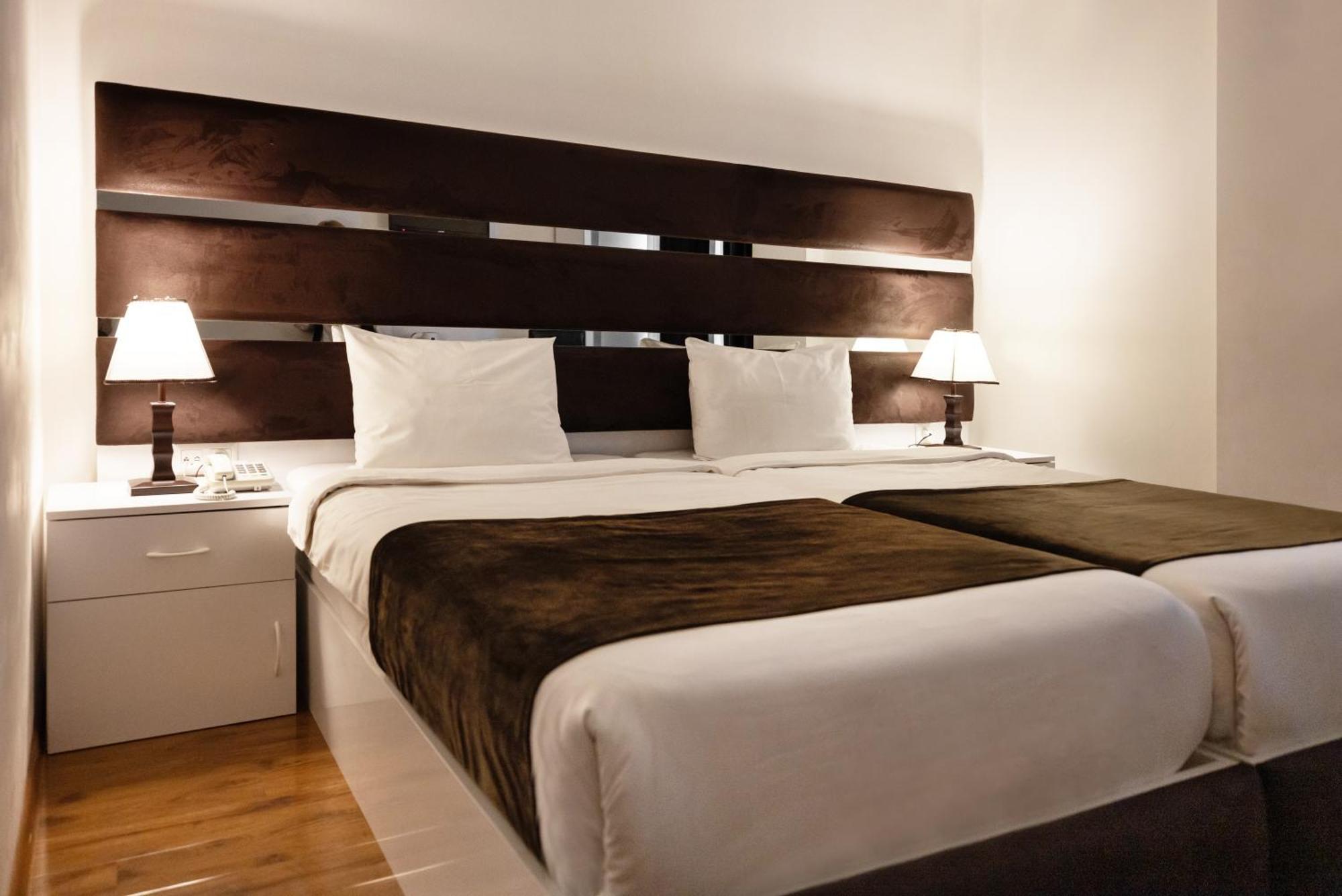 Hotel Grand Palace Tbilisi Værelse billede