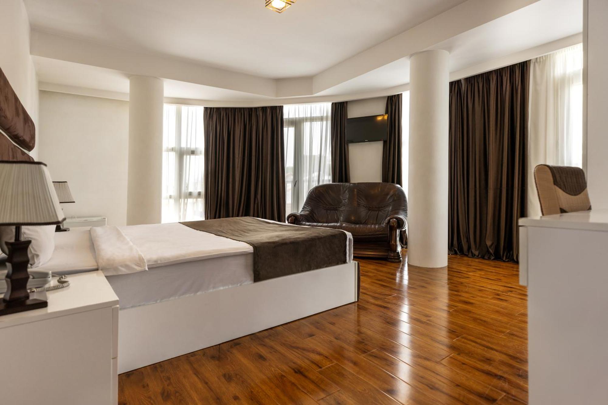 Hotel Grand Palace Tbilisi Værelse billede