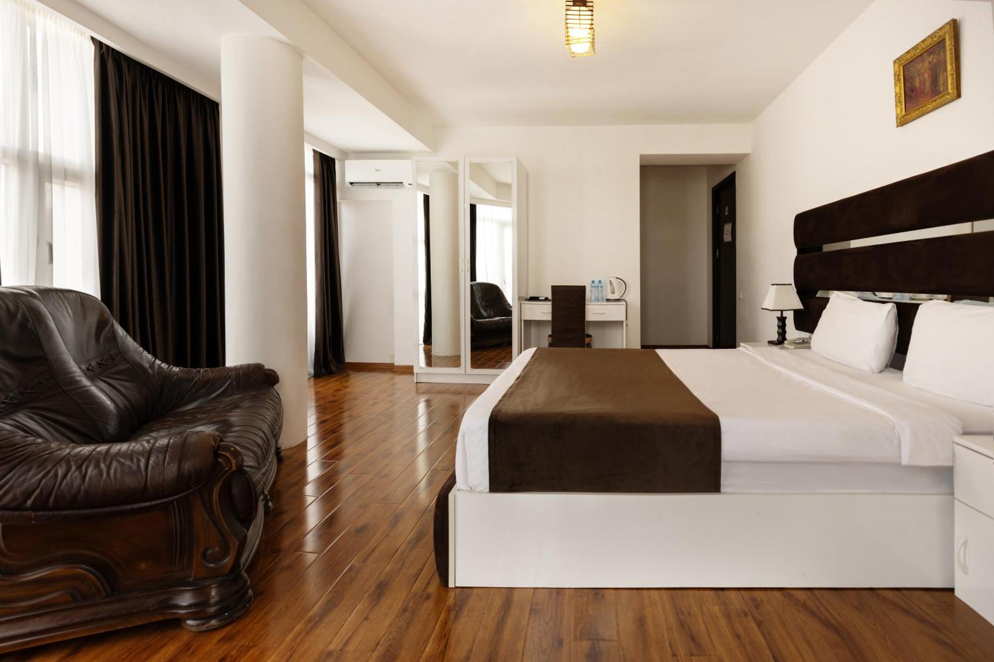 Hotel Grand Palace Tbilisi Værelse billede